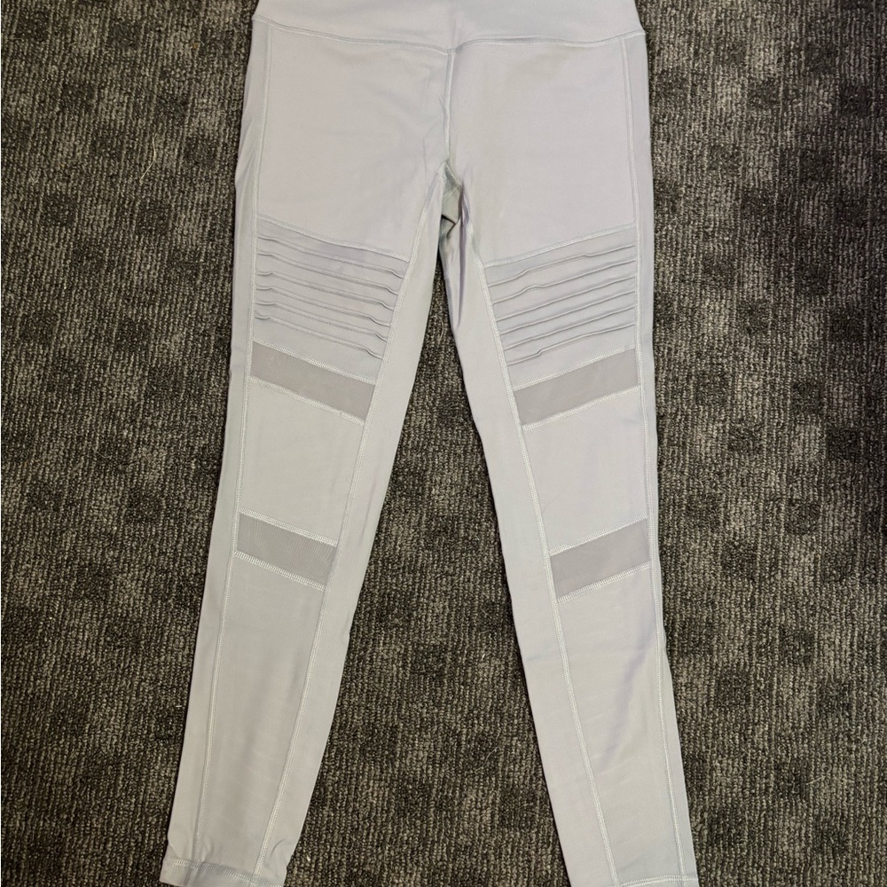 Victoria's Secret Light Gray Sport Leggings